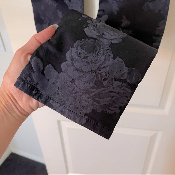 NWT JEN7 by 7 for All Mankind Dark Navy Floral Brocade Skinny Jeans - Picture 9 of 13